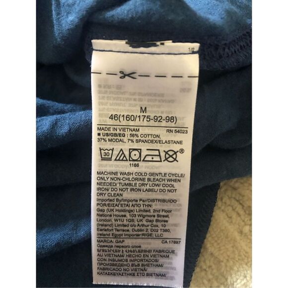 NWT Gap Feather Turtleneck Long Sleeve Shirt Size M - Picture 8 of 8